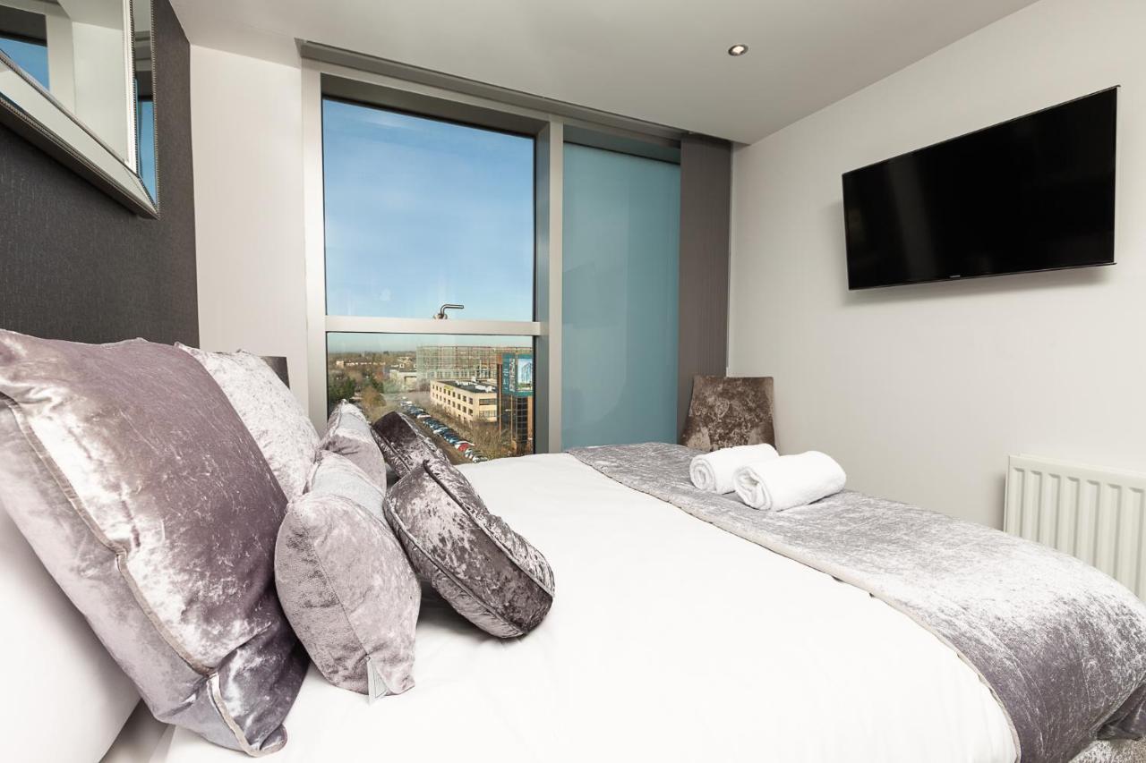 2 Bedroom 2 Bathroom Apartment In Central Milton Keynes With Free Parking And Smart Tv - Contractors, Relocation, Business Travellers Exterior foto