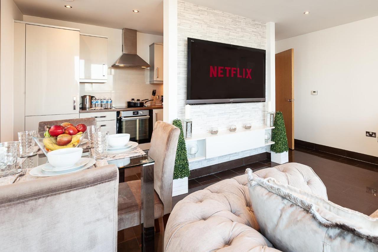 2 Bedroom 2 Bathroom Apartment In Central Milton Keynes With Free Parking And Smart Tv - Contractors, Relocation, Business Travellers Exterior foto