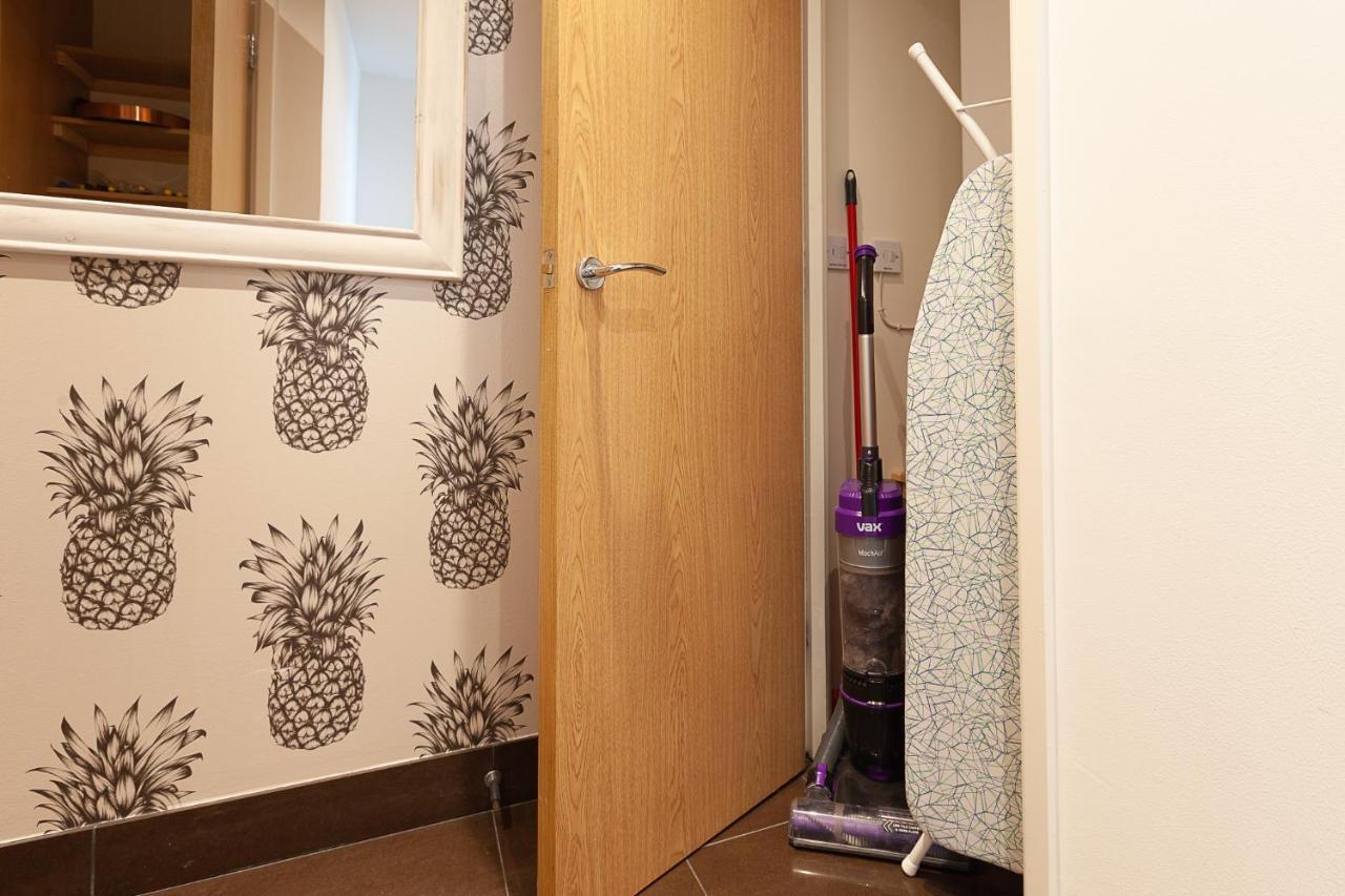 2 Bedroom 2 Bathroom Apartment In Central Milton Keynes With Free Parking And Smart Tv - Contractors, Relocation, Business Travellers Exterior foto